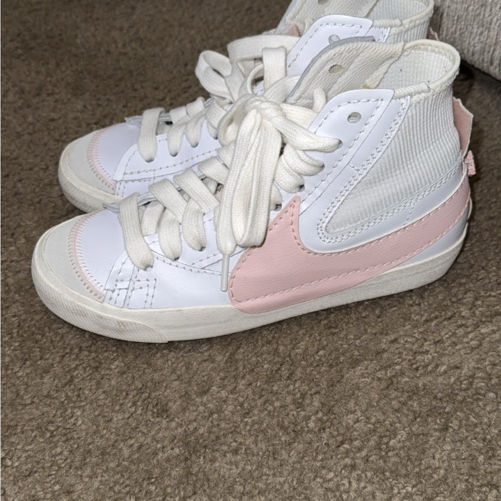 Nike High-Top Sneakers - White and Pink